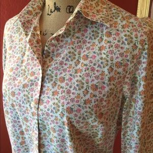 Land’s End Long Sleeve Floral button up blouse 8